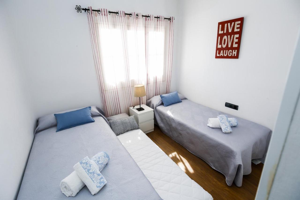 Frontsea Only Families Planet Costa Dorada Villa Salou Exterior foto